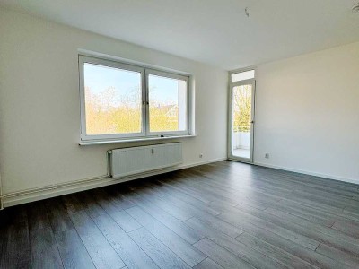 Modernisierte 4 Zimmer- Wohnung in Reinbek