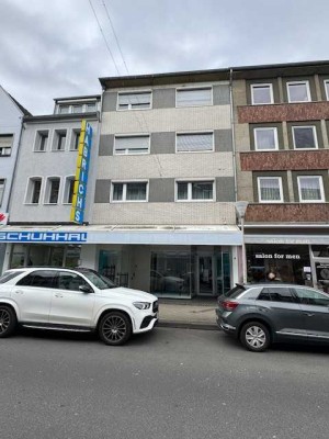 Mehrfamilienhaus mit 3 Wohneinheiten und großzügigem Ladenlokal im Zentrum von Düren