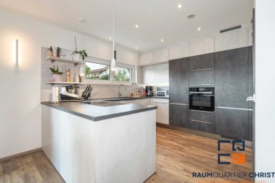 *Provisionsfrei* KFW 40+ Einfamilienhaus mit Bungalow behinderten und rollstuhlgerecht