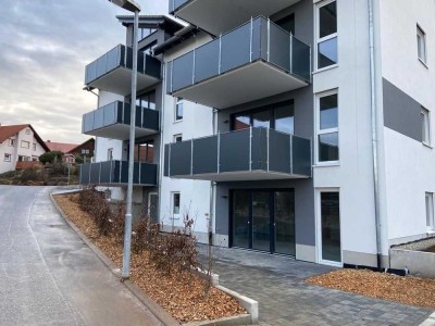Neuwertige 3‑Zimmer Wohnung mit Balkon und Einbauküche in Mudau