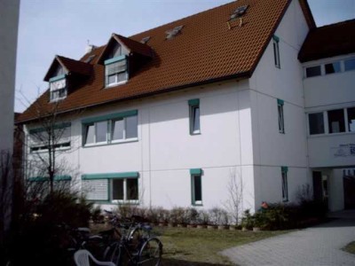1 - Zimmer-Single-DG-Wohnung in Eching S1