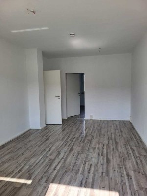 Hier haben alle Platz // 5 Zimmer 113m² mit 2 Bädern + 2 Balkonen //  3 Monate Kaltmietfrei als