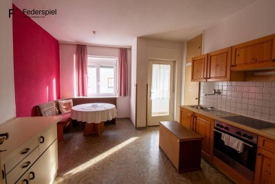 3-Zimmer Wohnung zentrale Lage sanierungsbedürftig