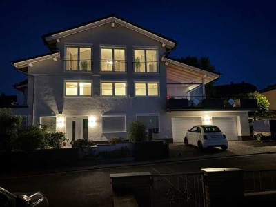 Einfamilienhaus mit Einliegerwohnung / Mehrgenerationenhaus