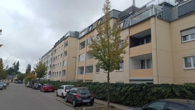 Helle, ruhige 3-Zimmer-Wohnung mit Westbalkon und Tiefgarage in Augsburg-Pfersee