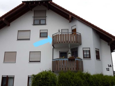 2-Zimmer-Dachgeschosswohnung mit Balkon und EBK in Neuenstadt am Kocher