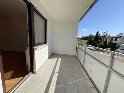 **Gemütliche 1-Zimmer- Wohnung mit Balkon und eigenem Stellplatz zu vermieten**