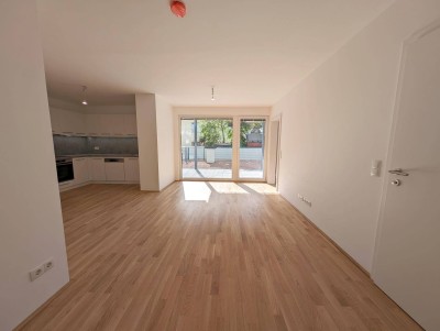 Gut geschnittene 2-Zimmer Wohnung mit ca 30 m² Garten und 17 m² Terrasse in 1100 Wien zu mieten