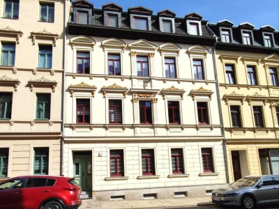 Große, gut geschnittene 3-Zimmer-Wohnung mit Balkon in guter Wohnlage zu verkaufen.