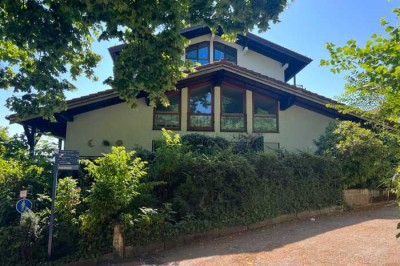 Atelierwohnung in erster Reihe -
Seepromenade 7 in Seeshaupt