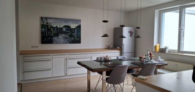 Helle 3-Zimmer Wohnung im in Düsseldorf-Derendorf halb möbliert