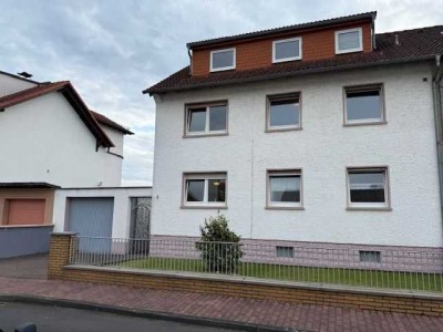 ***Ihr neues Zuhause***Zwei- bis Dreifamilienhaus in ruhigem Wohngebiet***