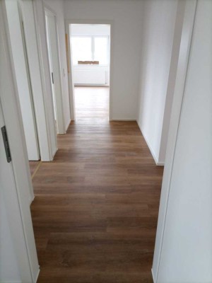 Sanierte 3-Zimmer-Wohnung mit einem Balkon im Taunus zu verkaufen