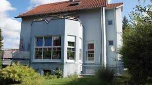 Stadthaus im Grünen mit 4 abgeschlossenen Wohneinheiten, Mehrfamilien