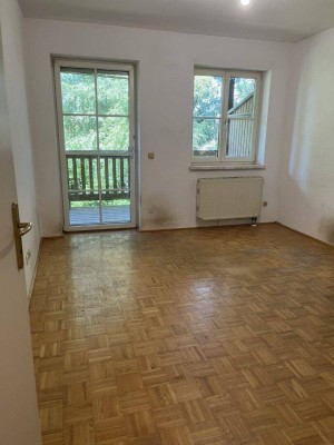 Gemütliche 3-Zimmer-Wohnung mit Balkon in Hofkirchen