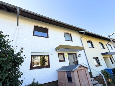 Raumwunder! -  Reihenmittelhaus mit Einl.-WHG in begehrter Lage am unteren Steinberg in Langen