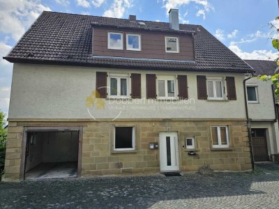 Zweifamilienhaus mit historischem Charme und modernem Potenzial in zentraler Lage von Weinsberg