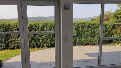 Freistehendes Haus mit Panoramablick, S-Bahn Anschluss nach Bad Homburg und Frankfurt