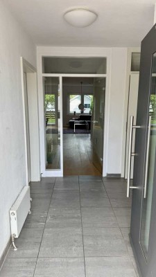 Familiendomizil & Home Office in Top Lage