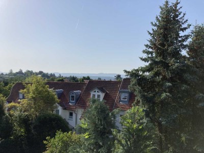 Helle 2-Zimmer-Dachgeschosswohnung mit Galerie & Dachterrasse in Tübingen-Wanne