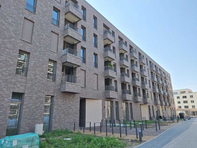 zentrumsnah und Wasserblick - 4-Zimmer-Wohnung mit Balkon im Erstbezug