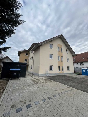 Helle 2-Zimmer Wohnung mit Balkon im 1. OG in Egg a.d. Günz; Neubau, barrierefrei