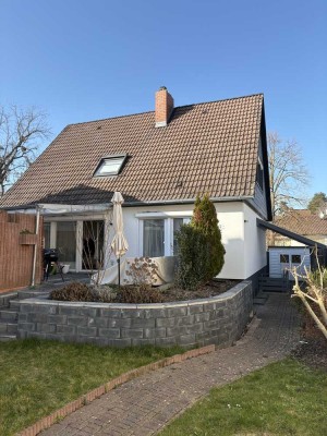 Freistehendes Einfamilienhaus mit viel Platz und Potenzial