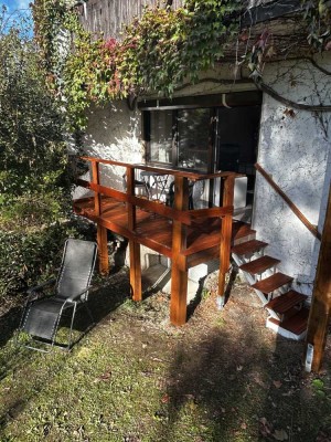 Befristete Exklusive, modernisierte 2-Zimmer-Terrassenwohnung mit Balkon und EBK in Grabenstätt
