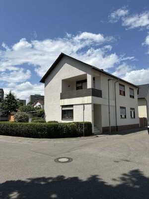Freistehendes, geräumiges und gepflegtes 5-Zimmer-Haus in Mutterstadt