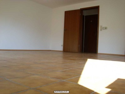 Helle 3-Zimmer Dachgeschosswohnung mit Balkon in Erfenbach