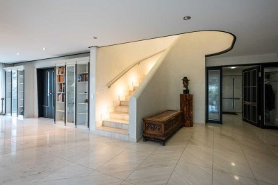 Aussicht genießen, Stil erleben – Villa mit alpinem Charme und exklusiver Ausstattung!