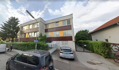 Wohnung zwischen Einfamilienhäusern