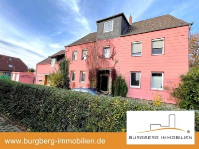 Barsinghausen-Langreder / renovierungsbedürftiges MFH mit weiterer Ausbaureserve !