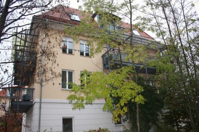 Plauen von 2 Balkonen aus genießen!