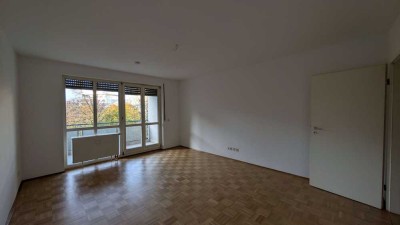 3 Zimmer * WG geeignet * Balkon * Neuhausen *