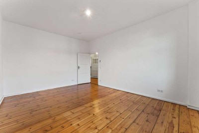 2.5 Zimmer Altbauwohnung - Saniert im 1.OG