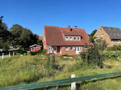 LANGEOOG: Exklusives 5 ***** Ferienhaus in begehrter Sackgassenlage unweit des Golfclubs - Courtagef