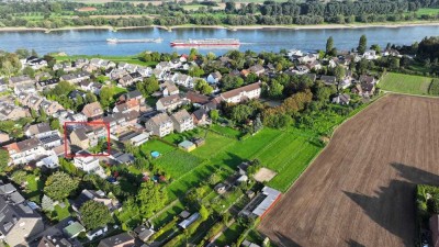 4 Zi,104qm-Wohnung, Hochparterre, Balkon, EBK, Garten, frisch gestrichen - Neuss-Uedesheim am Rhein!