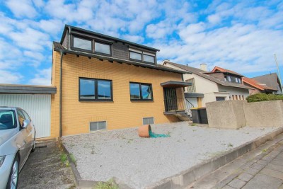 Attraktives Dreifamilienhaus in ruhiger Lage von Kleinenbroich