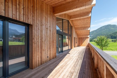 Sonnige Penthousewohnung mit großer Terrasse (06396)