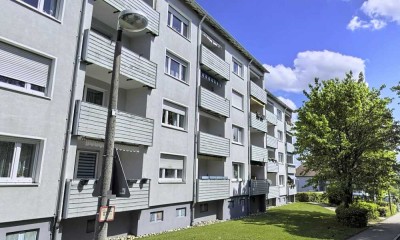 Möblierte Designwohnung mit Balkon & Weitblick – 3 Zimmer + Homeoffice in Sindelfingen-Goldberg