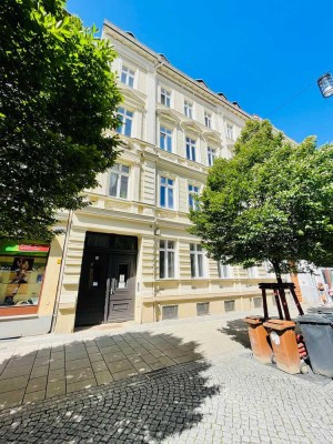 Wunderschöne Terrassenwohnung in der Innenstadt mit Lift, Einbauküche & Bad mit Wanne - perfekt!