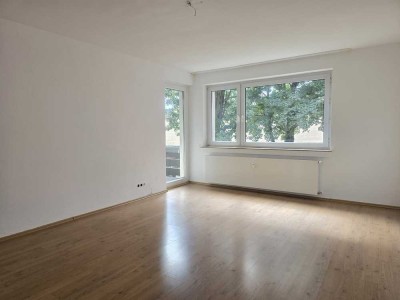 **Geräumige 3-Zimmer-Wohnung mit Balkon und Gartenmitbenutzung**