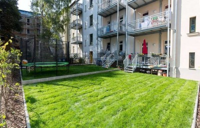 Familientraum * attraktive 4- Zimmerwohnung im Brunnenviertel mit eigenem Garten