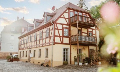 Stilvolle 3-Raum-Wohnung in charmantem Denkmalhaus