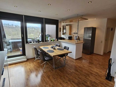 Echtholzkamin und Weitblick -  Was will man mehr?