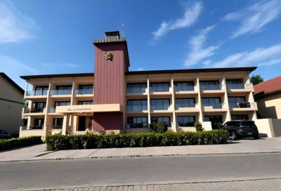 renovierte 2 Zimmer Eigentumswohnung EG mit Balkon