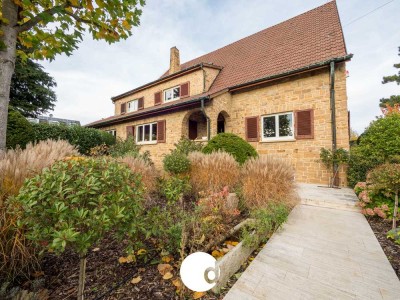 Haus in Haus: lichtdurchflutete 4-Zimmer-Wohnung in toller Lage