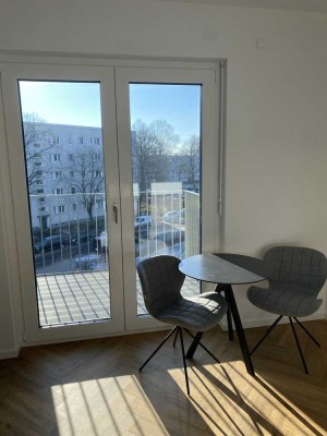 Möbliertes 1-Zimmer-Apartment zwischen Spree und Wohlbefinden - Inklusive EBK und Balkon