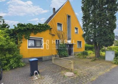 Kernsanierungsbedürftiges Einfamilienhaus mit großem Garten *360-Grad-Rundgang*